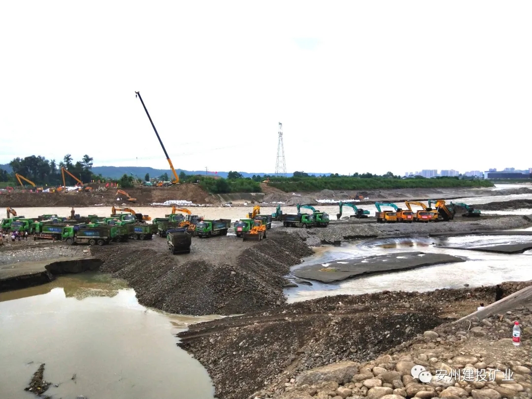 1626659526582470.jpg 640.webp (6).jpg